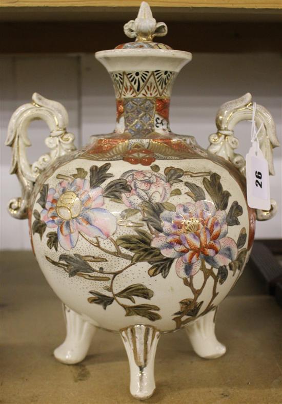 2 Japanese porcelain framed plaques & satsuma vase
